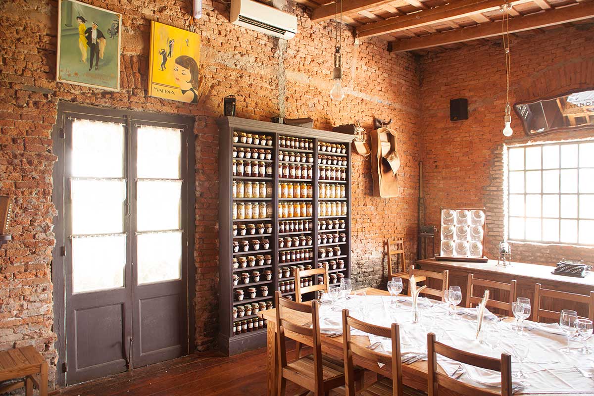 Narbona Wine Lodge Tasting Room